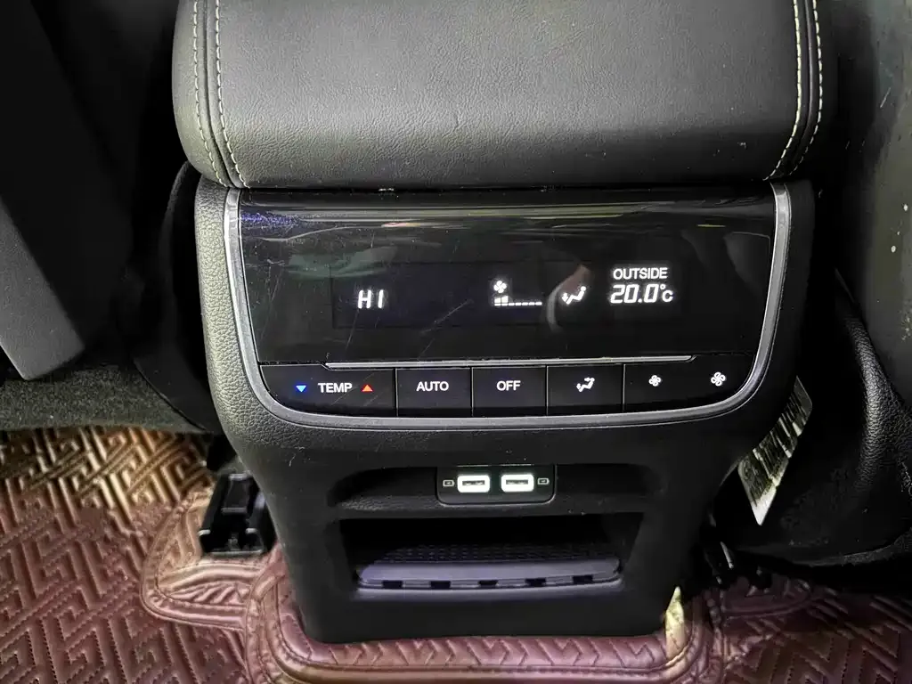 GAC Motor Trumpchi GS8 — фото 7