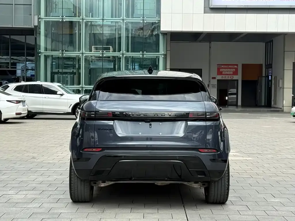 Land Rover Evoque — фото 10