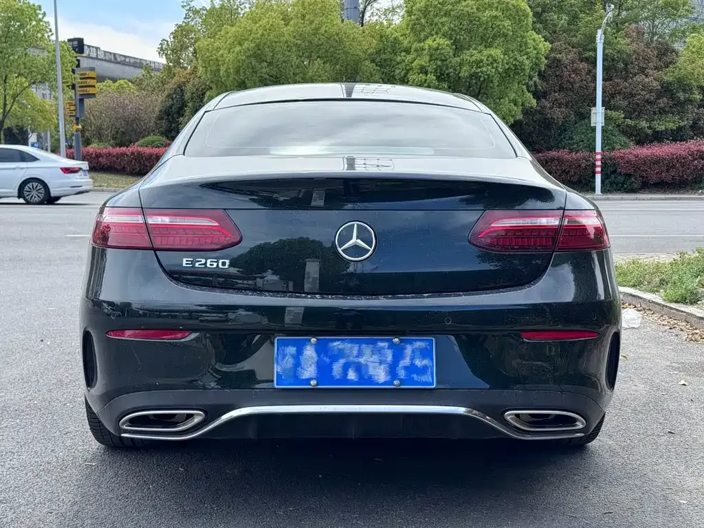Mercedes-Benz E-Class (Import) — фото 7