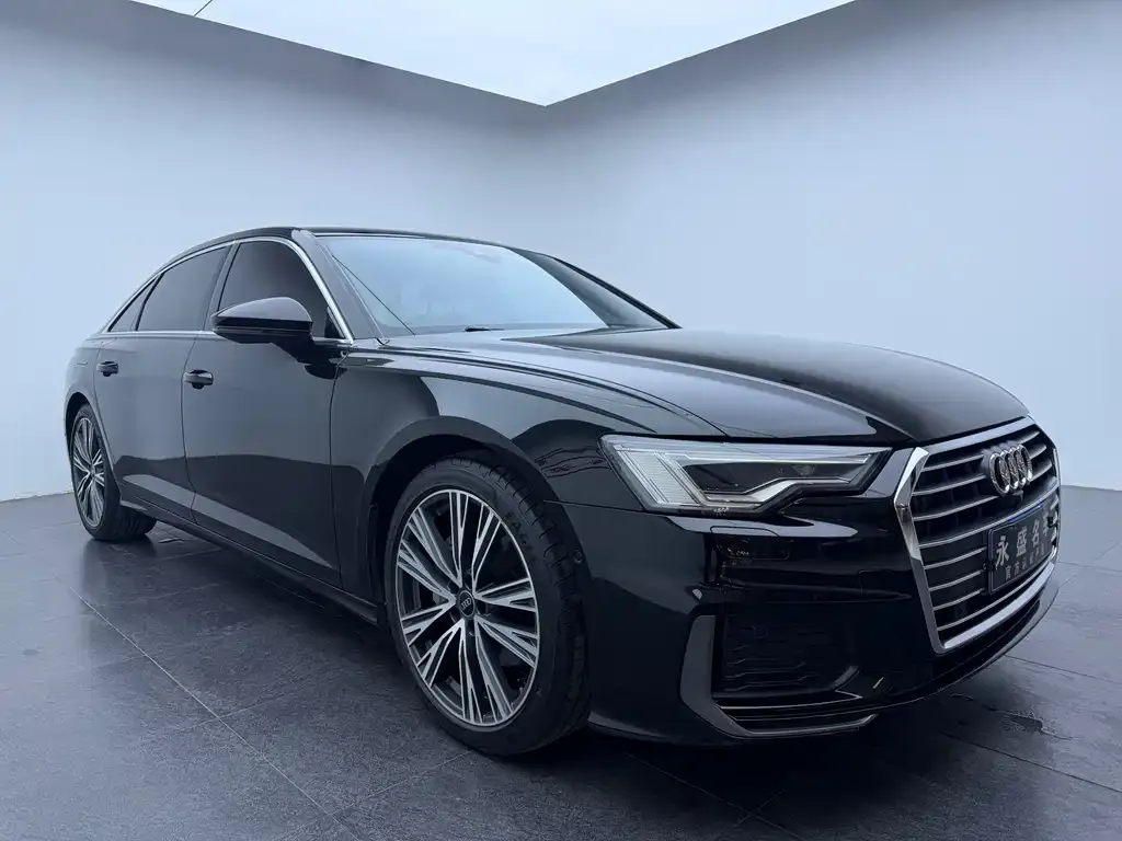 Audi A6L — фото 9