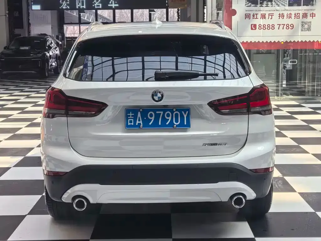 BMW X1 — фото 9