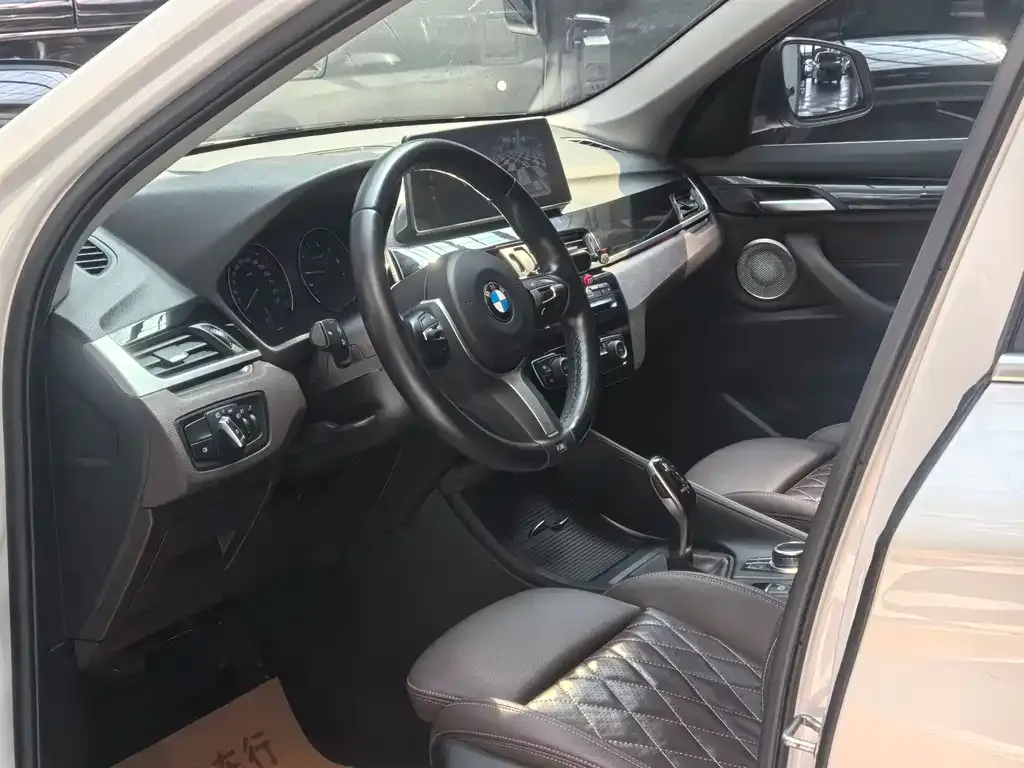 BMW X1 — фото 2