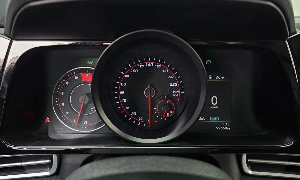 Hyundai AVANTE 2022 из KR, фото 2