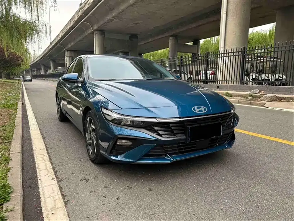 Hyundai Elantra 2024 из CN, фото 3
