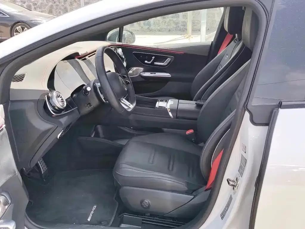Mercedes-Benz EQE AMG 2024 из CN, фото 2