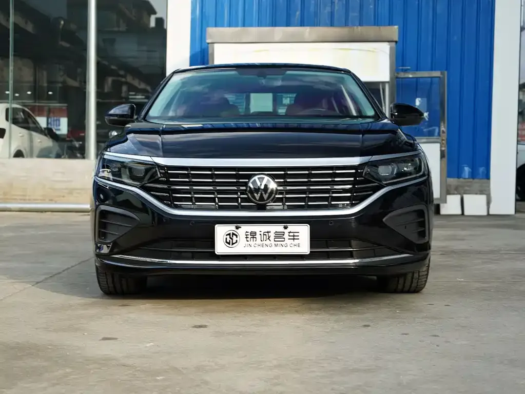 Volkswagen Passat — фото 4