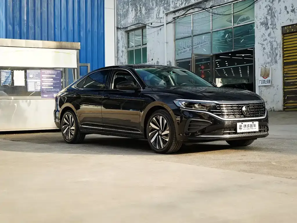 Volkswagen Passat — фото 8