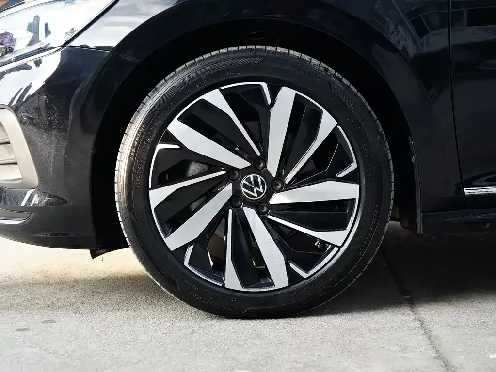 Volkswagen Passat — фото 5
