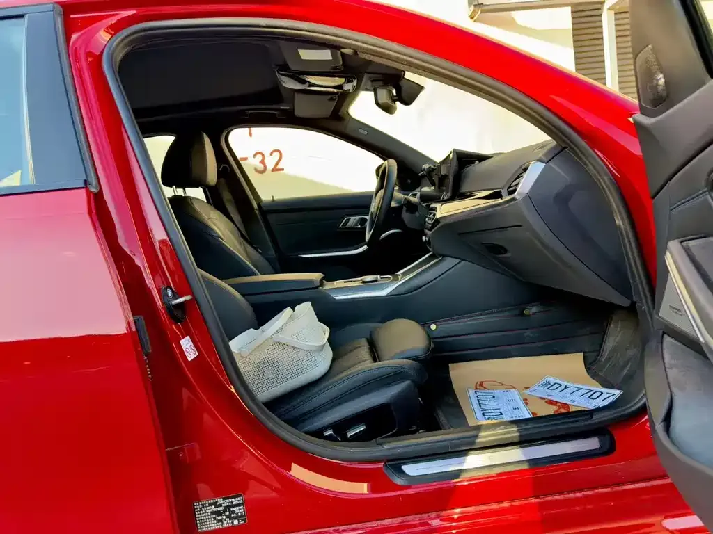 BMW i3 2025 из CN, фото 8