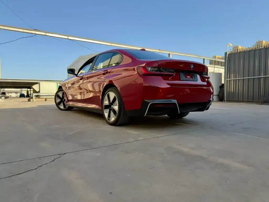 BMW i3 2025 из CN, фото 3