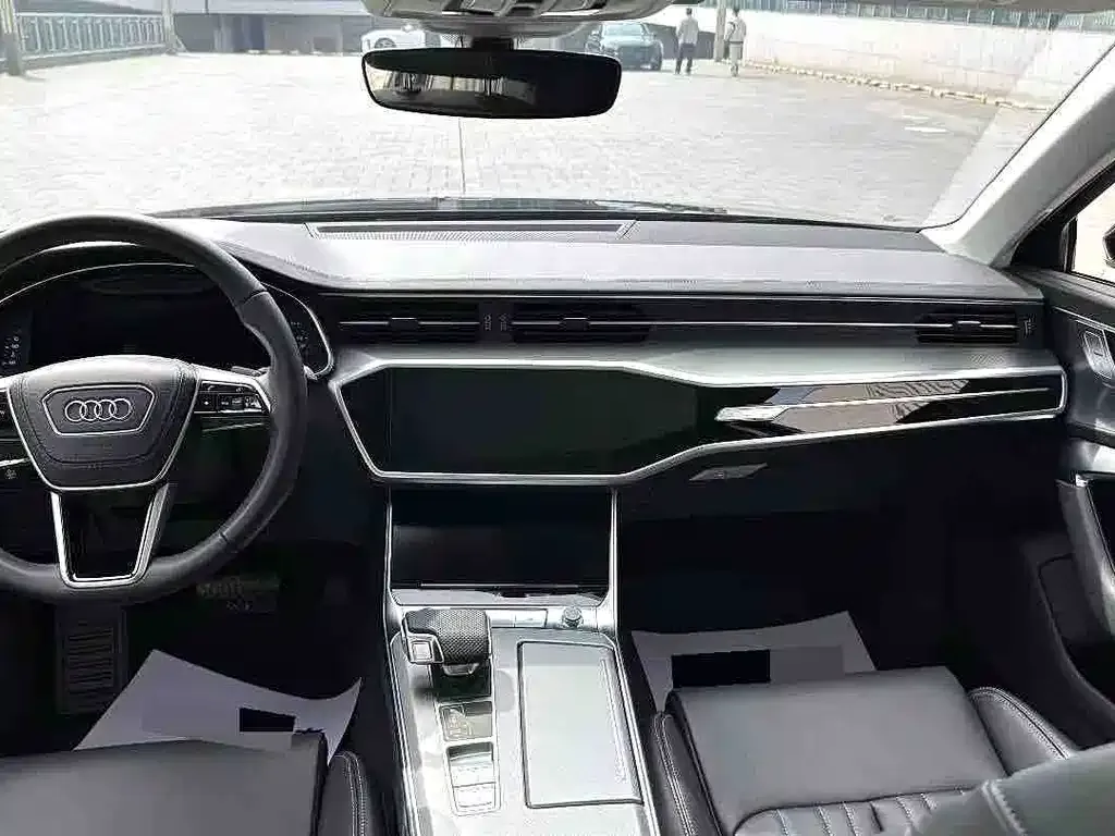 Audi A6L 2023 из CN, фото 8