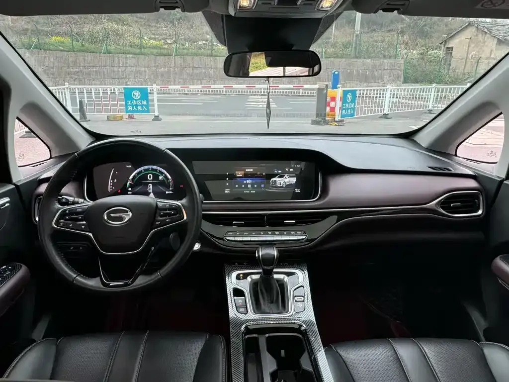 GAC Motor Trumpchi M6 — фото 7