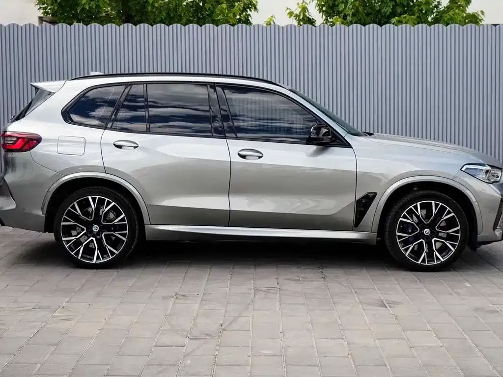BMW X5 M 2023 из CN, фото 10