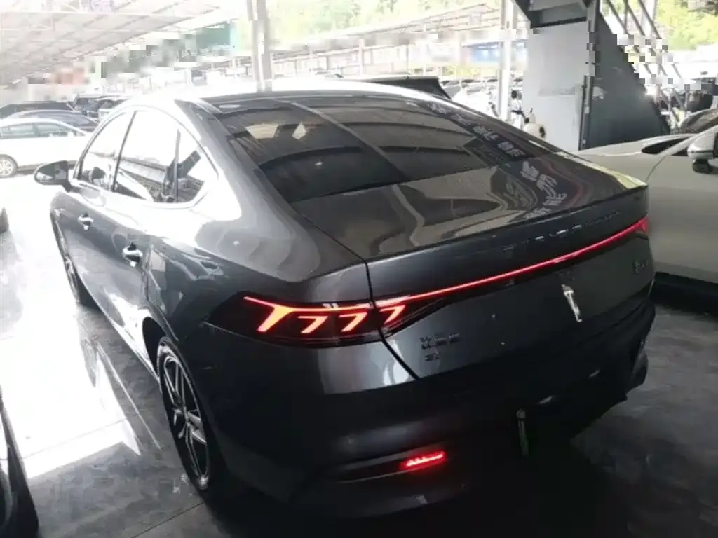 BYD Qin PLUS — фото 8