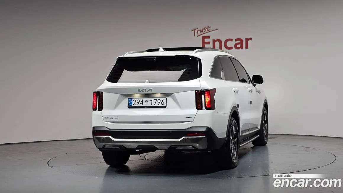 Kia Sorento — фото 7