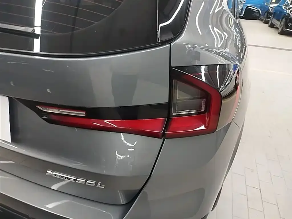 BMW iX1 2024 из CN, фото 9