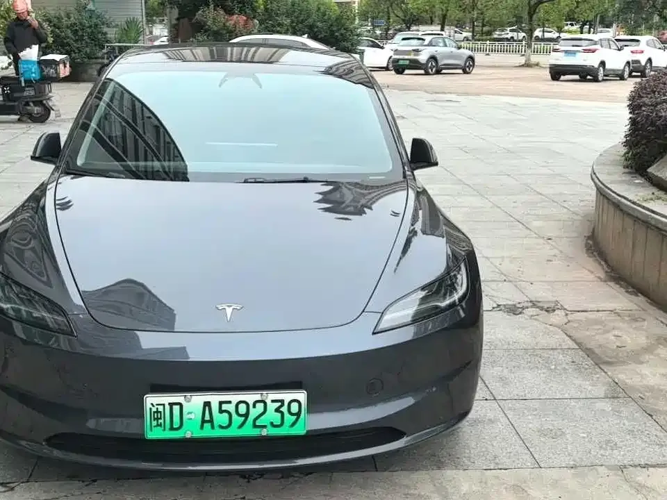 Tesla Model 3 2023 из CN, фото 4
