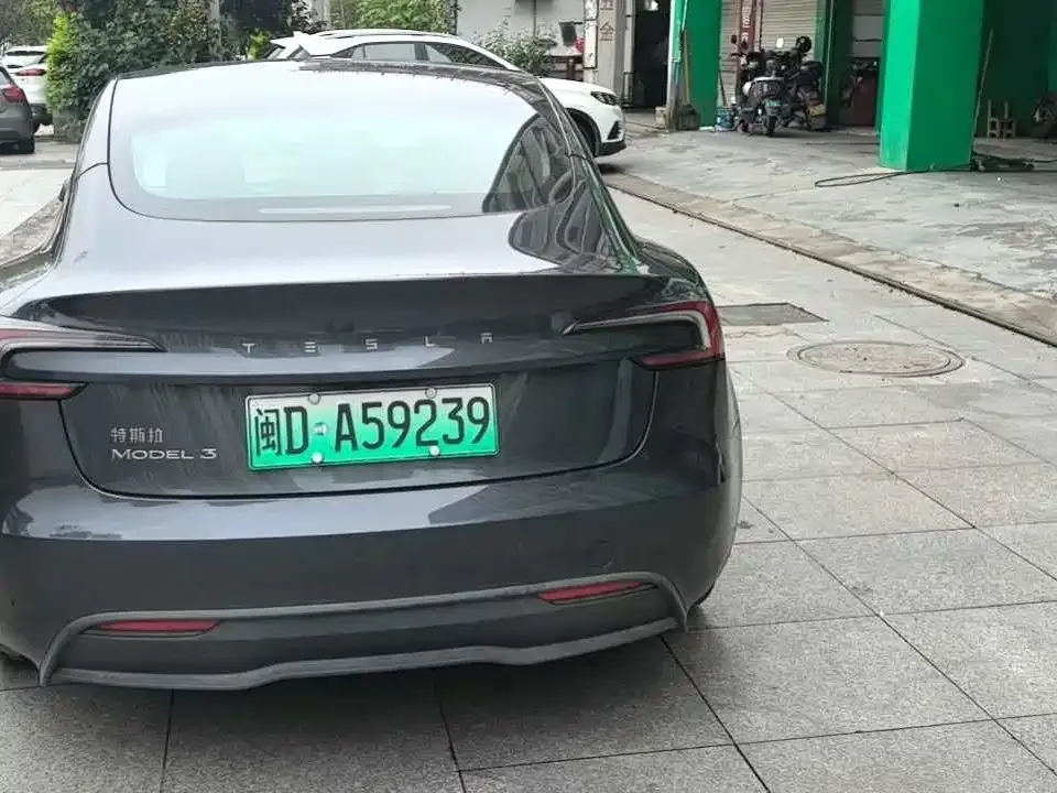 Tesla Model 3 2023 из CN, фото 5