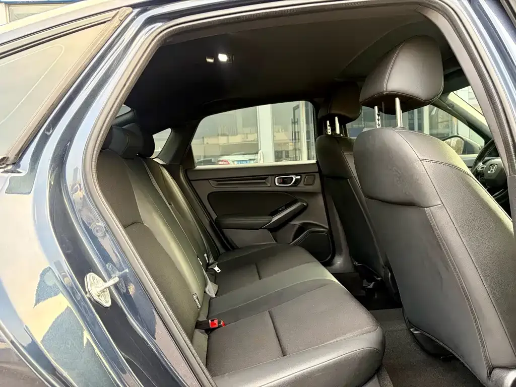 Honda Civic — фото 7