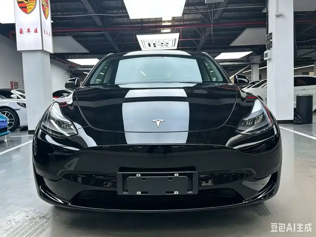 Tesla Model Y — фото 7