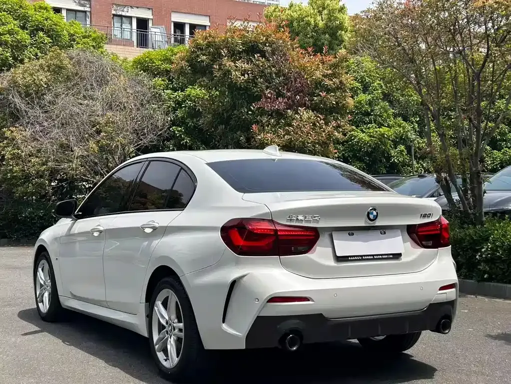 BMW 1 Series — фото 9