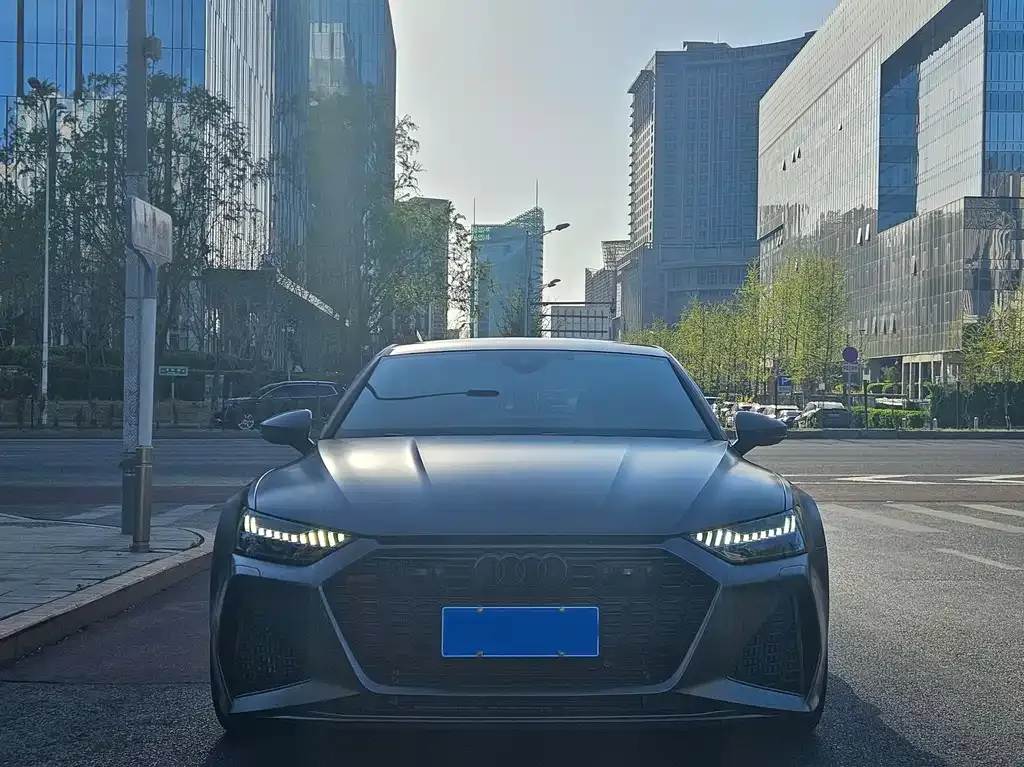 Audi RS 7 2023 из CN, фото 5