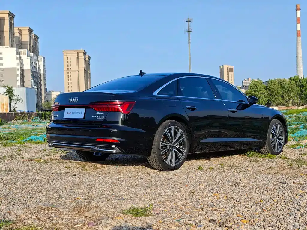 Audi A6L — фото 5