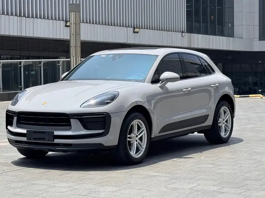 Porsche Macan — фото 1