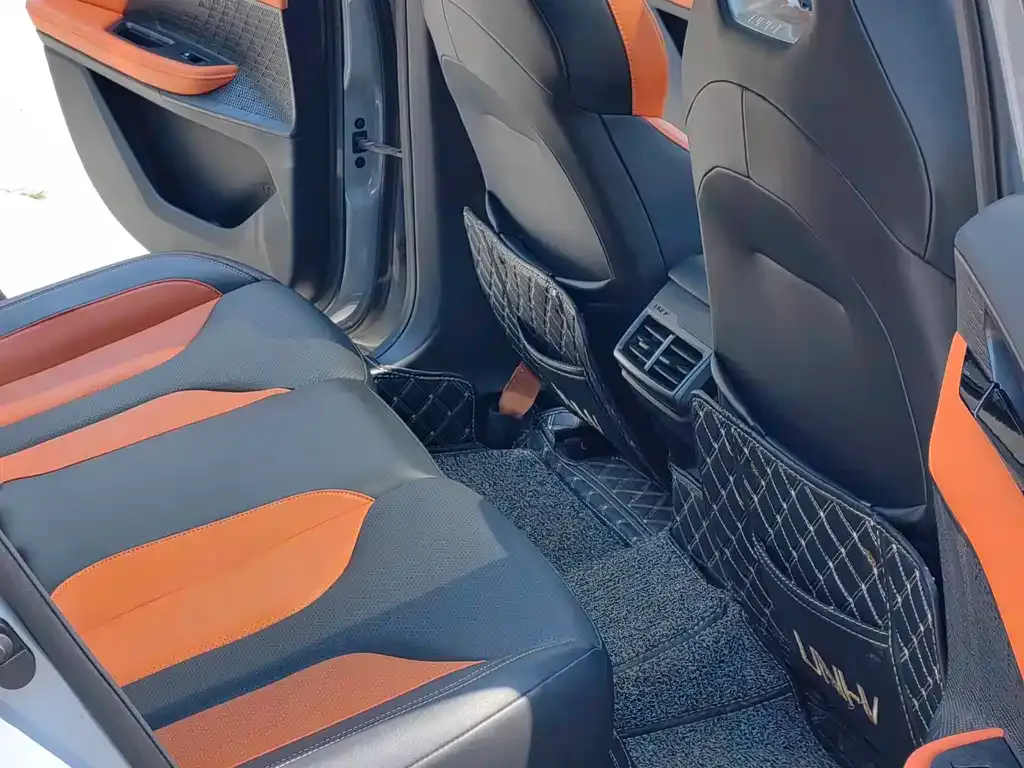 Changan UNI-V 2023 из CN, фото 6