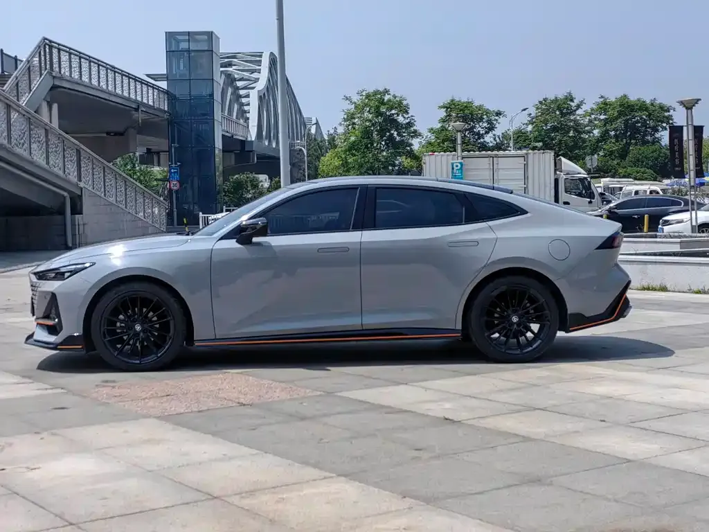 Changan UNI-V 2023 из CN, фото 9