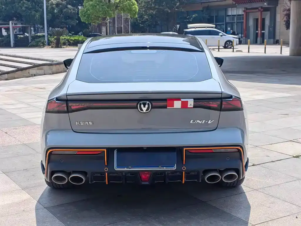 Changan UNI-V 2023 из CN, фото 3