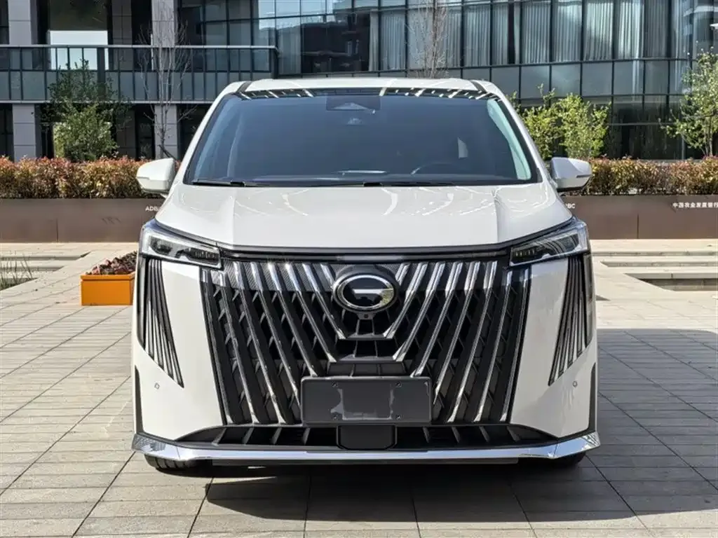 GAC Motor Trumpchi M8 — фото 6
