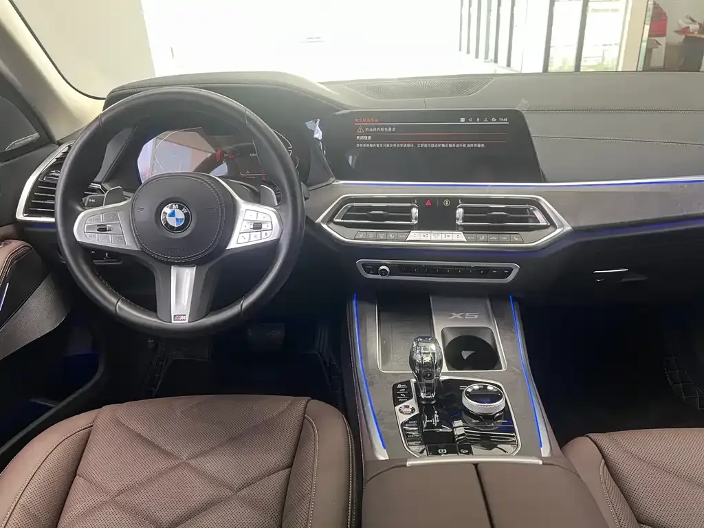 BMW X5 — фото 2