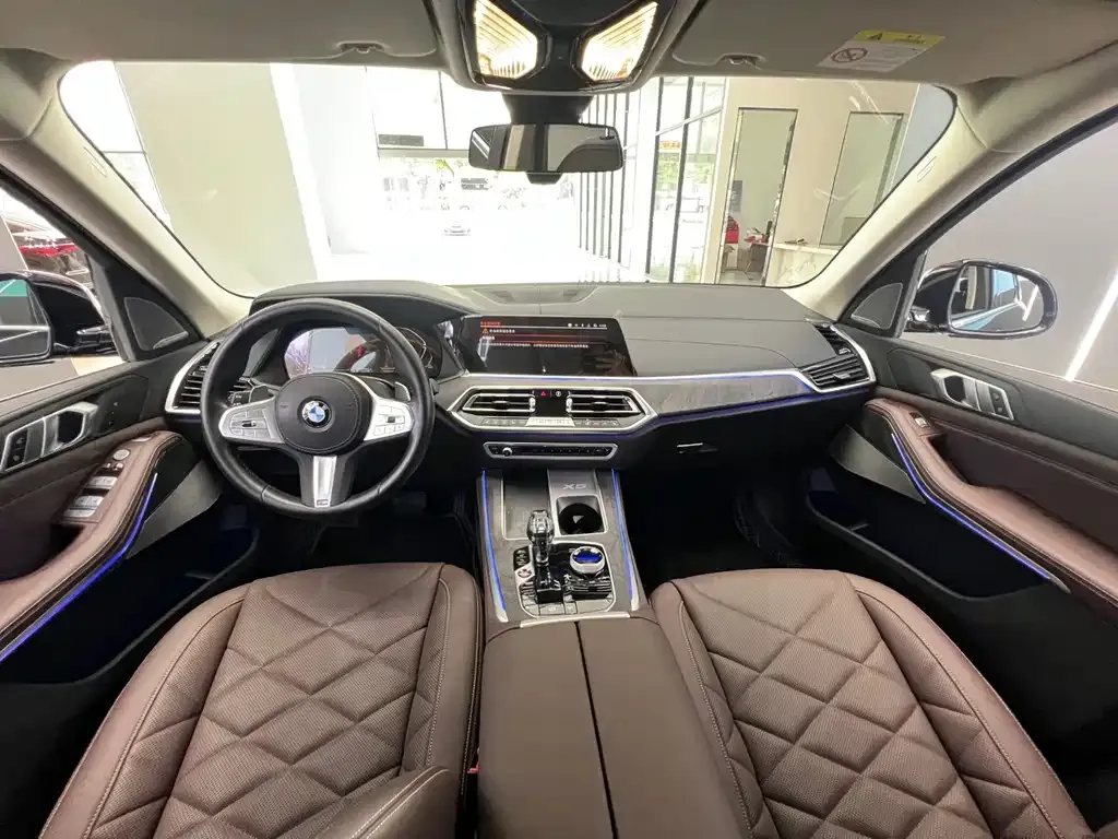 BMW X5 — фото 10