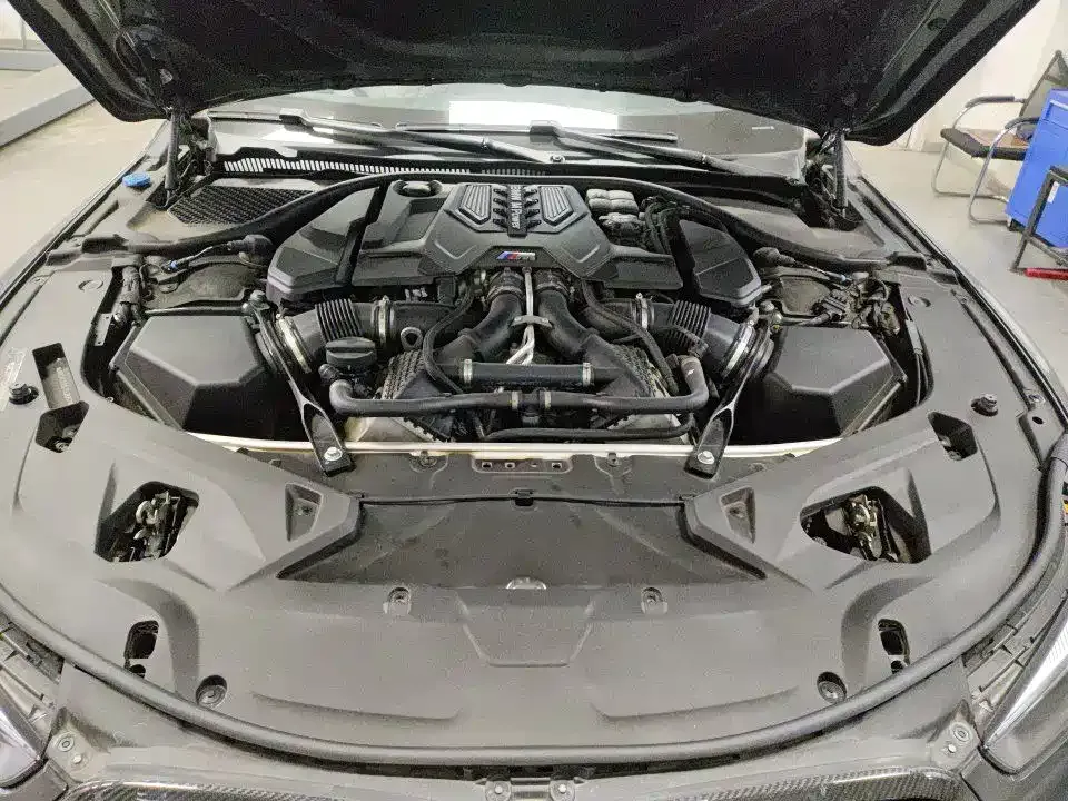 BMW M8 2021 из CN, фото 3
