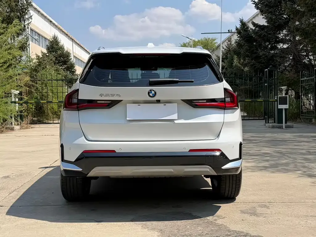 BMW X1 2023 из CN, фото 2