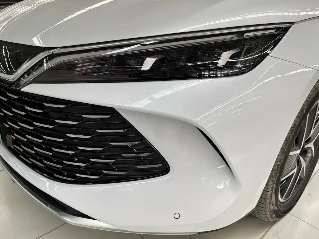 BYD Qin L — фото 8