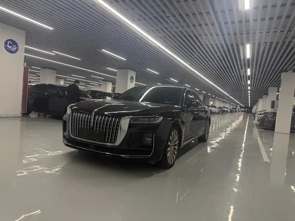 Hongqi H9 — фото 1