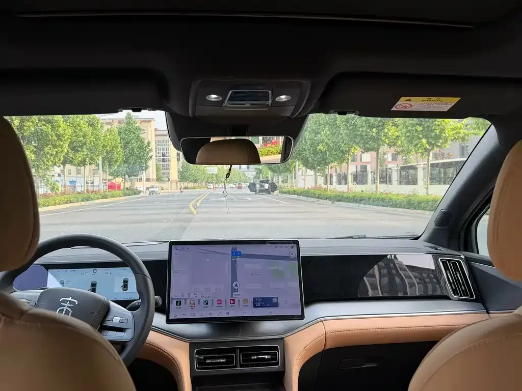 BYD L DM-i 2025 из CN, фото 5
