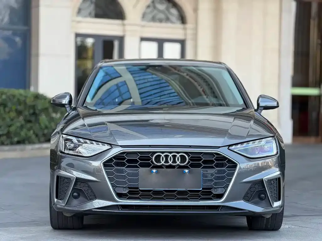 Audi A4L — фото 3