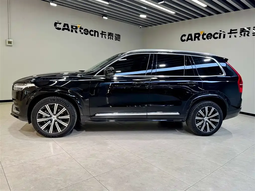 Volvo XC90 — фото 7