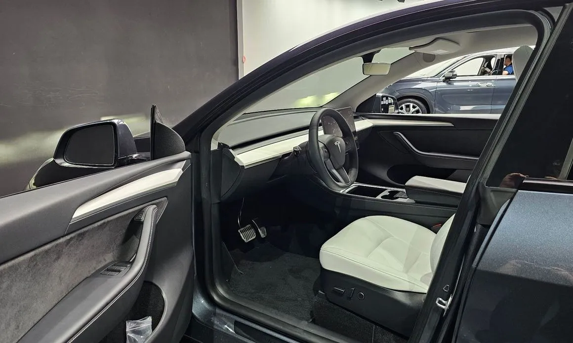 Tesla Model Y — фото 2