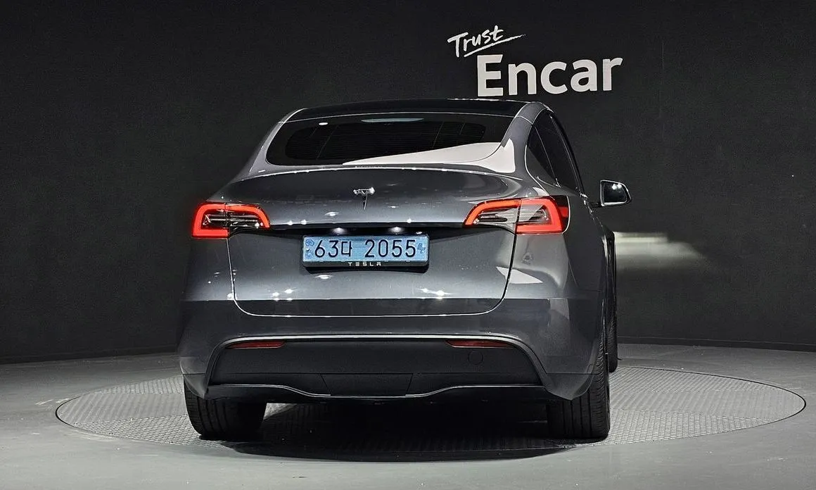 Tesla Model Y — фото 3