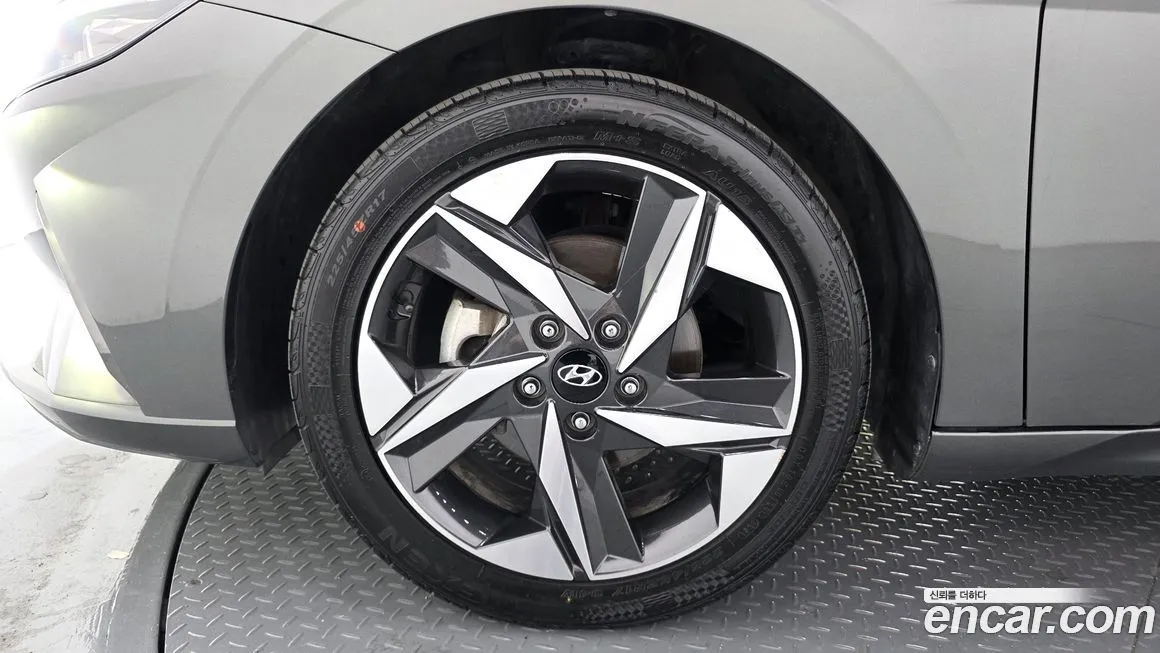 Hyundai AVANTE — фото 10