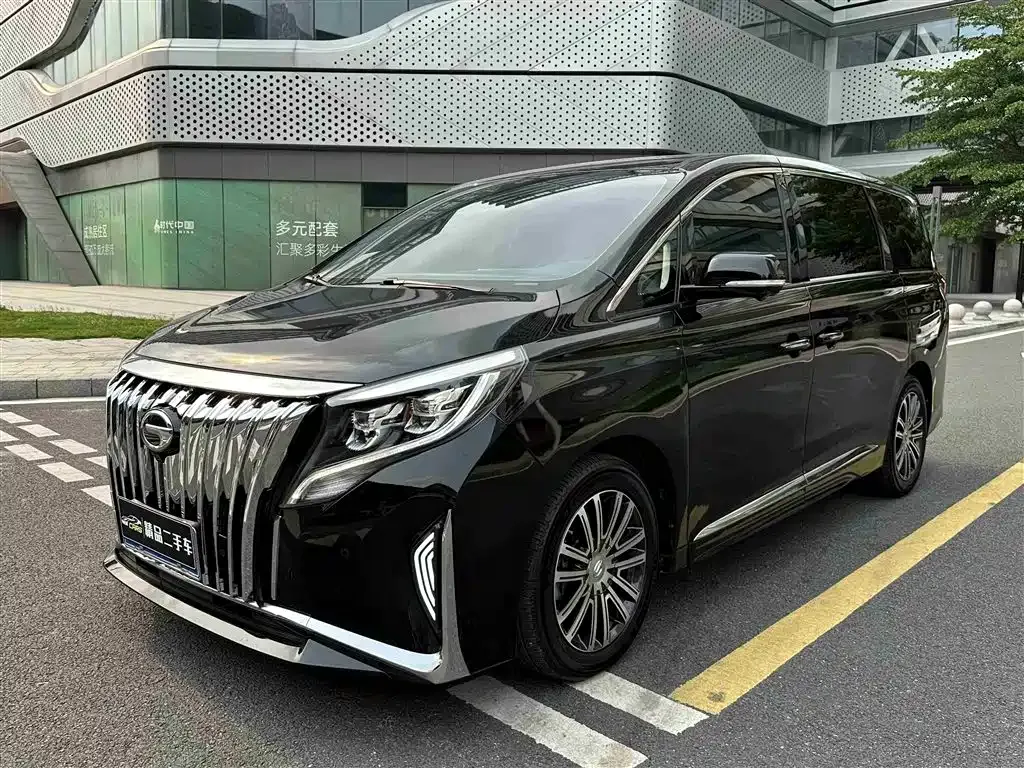 GAC Motor Trumpchi M8 — фото 1