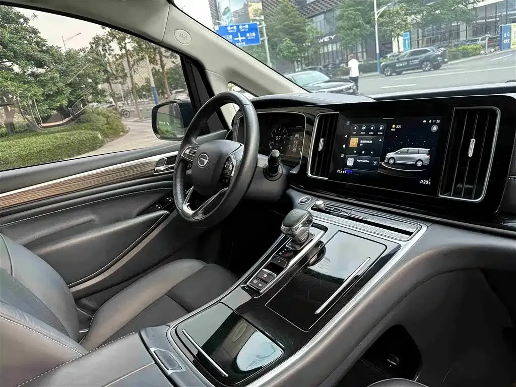 GAC Motor Trumpchi M8 — фото 10