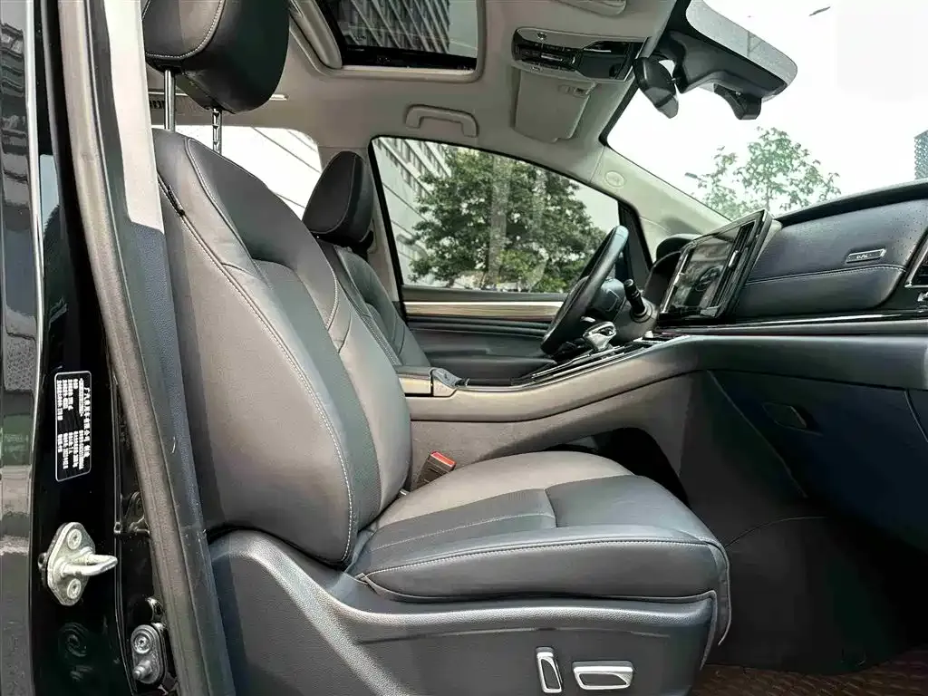 GAC Motor Trumpchi M8 — фото 2