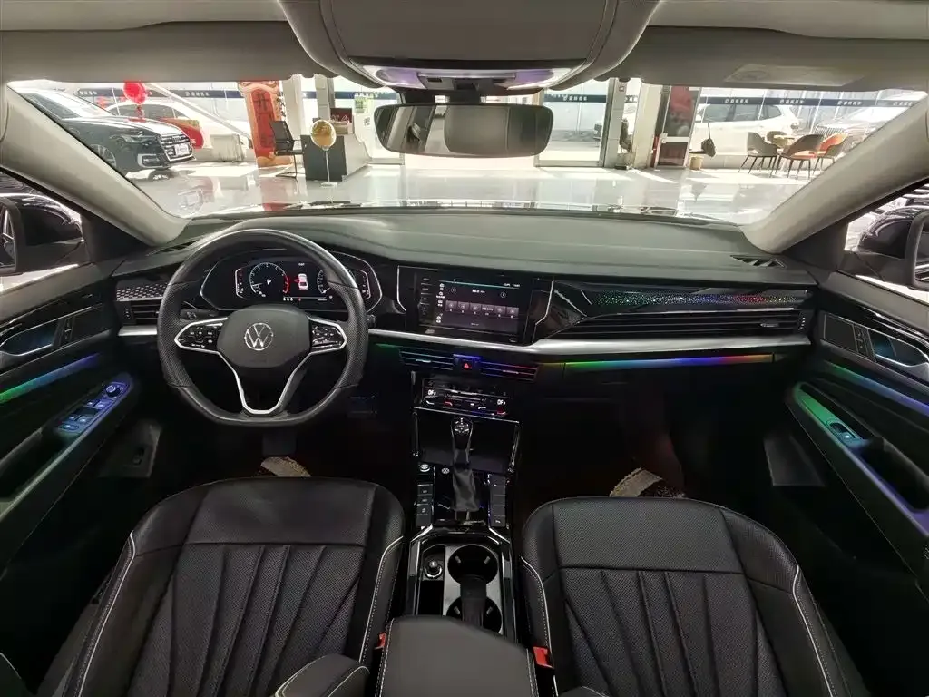 Volkswagen Passat — фото 6