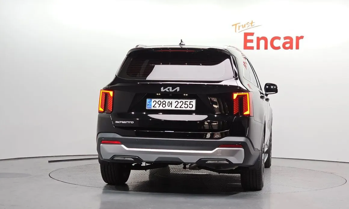 Kia Sorento — фото 6
