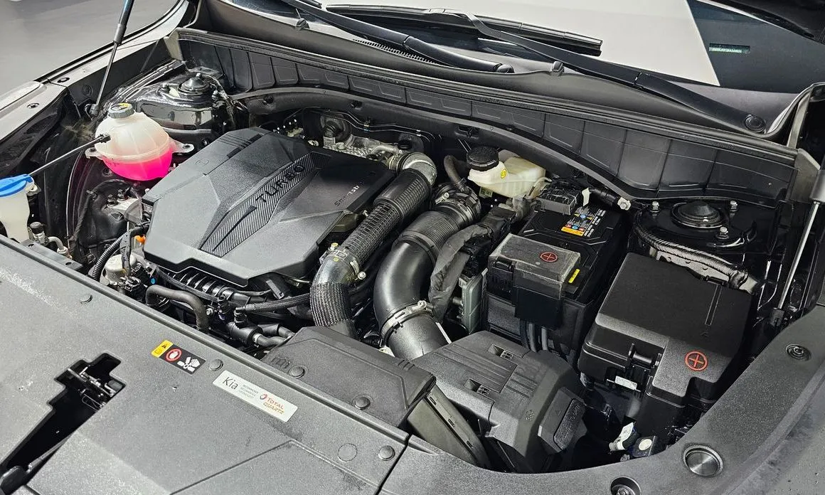 Kia Sorento — фото 10